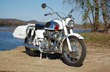 Moto Guzzi Californian parked